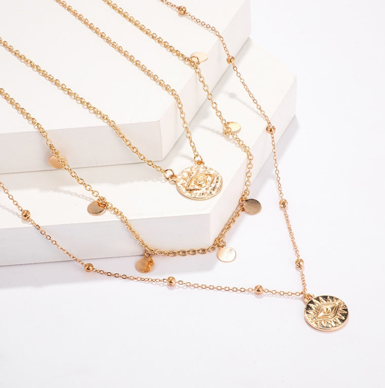 metal pendant necklace