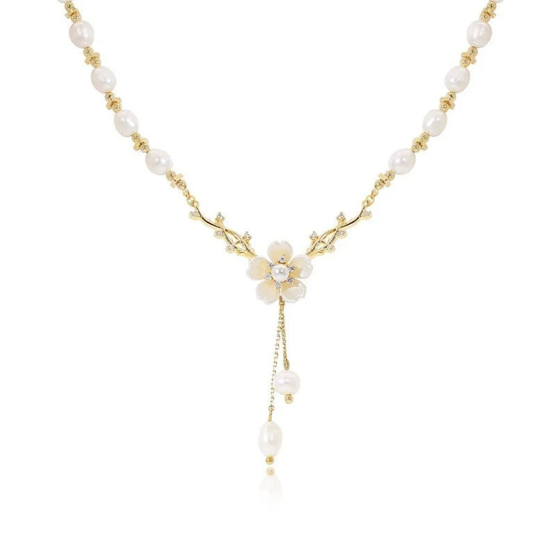 Popular High-grade Light Luxury Minority Exquisite Sweater Chain